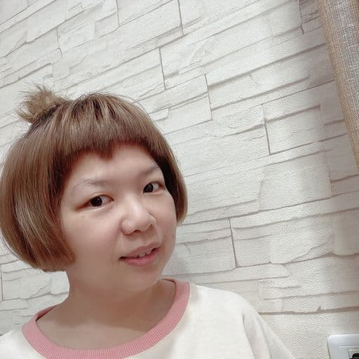 女生短髮、短瀏海、女生染髮