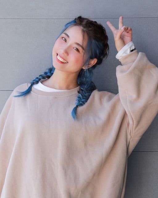 女生長髮、長瀏海、女生染髮