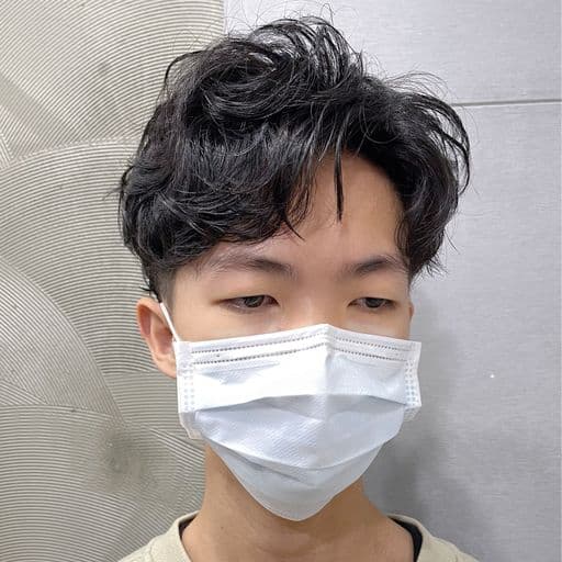 男生短髮、長瀏海、男生燙髮