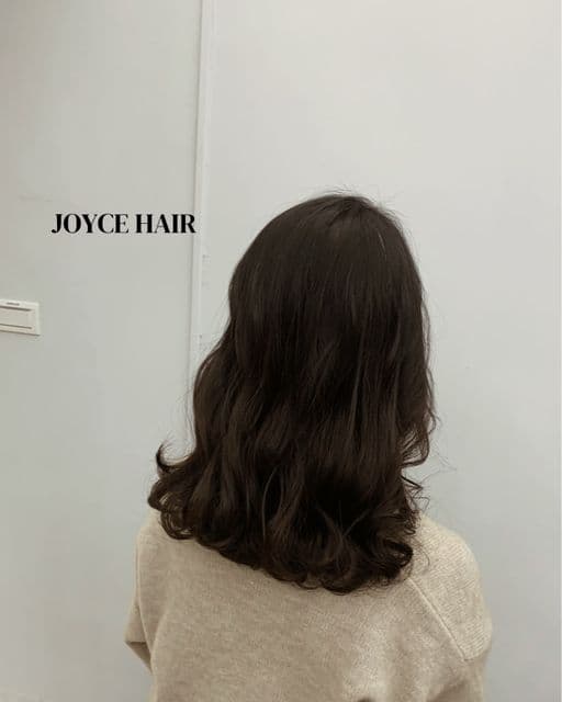 女生中長髮、長瀏海、女生燙髮