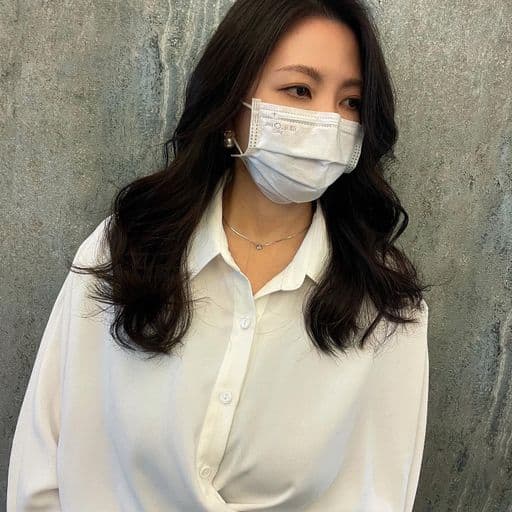 女生長髮、女生染髮、不用漂髮