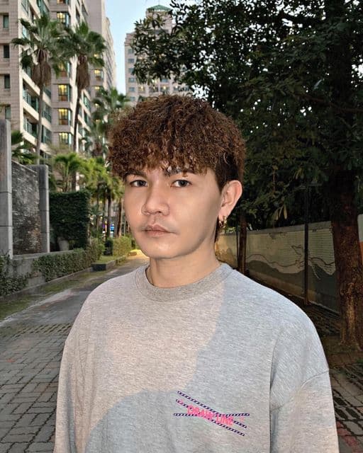 男生短髮、男生染髮、不用漂髮