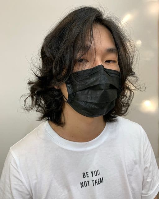 男生長髮、長瀏海、男生燙髮