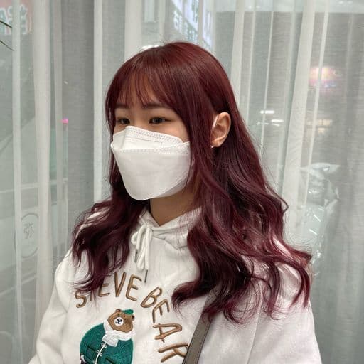 女生長髮、長瀏海、女生染髮