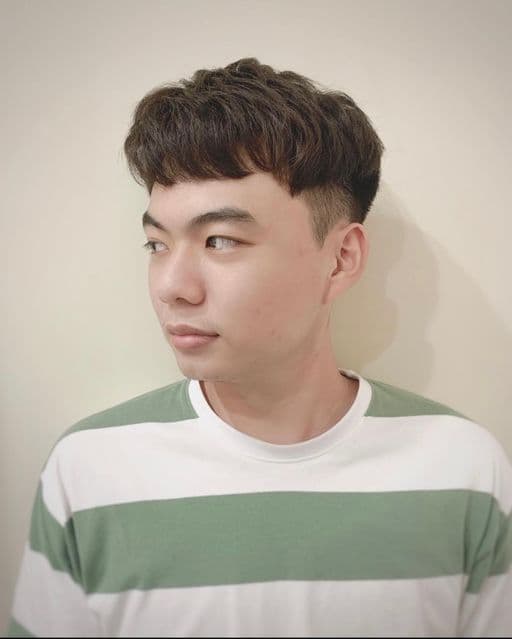 男生短髮、短瀏海、男生燙髮