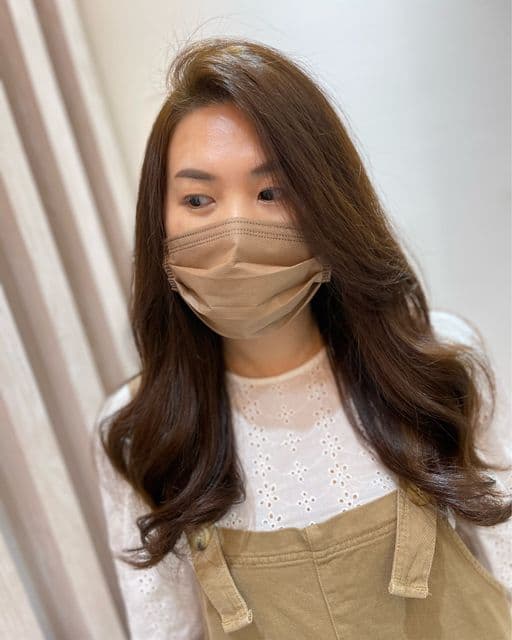 女生長髮、長瀏海、女生染髮