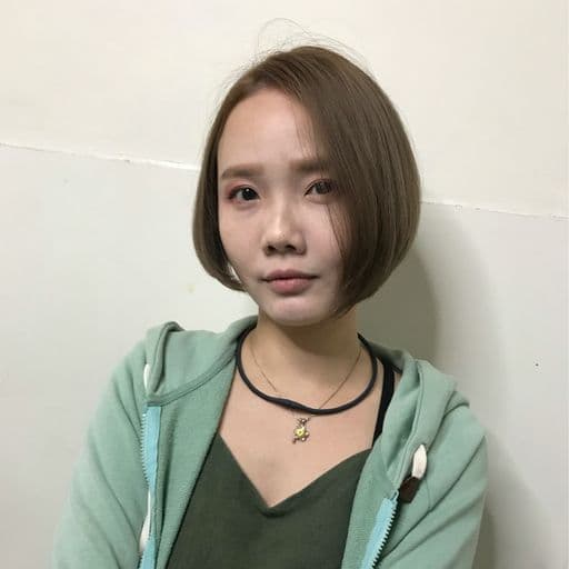 女生短髮、長瀏海、女生染髮
