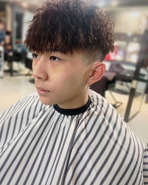 男生短髮、短瀏海、男生染髮