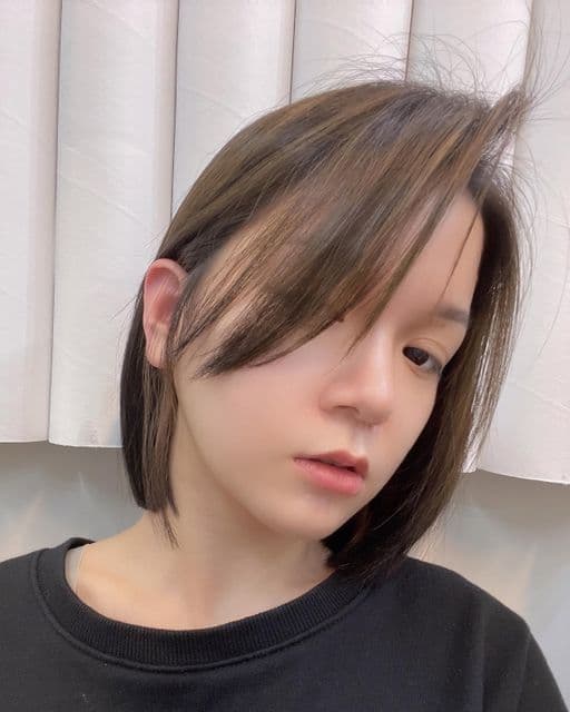 女生短髮、長瀏海、女生燙髮