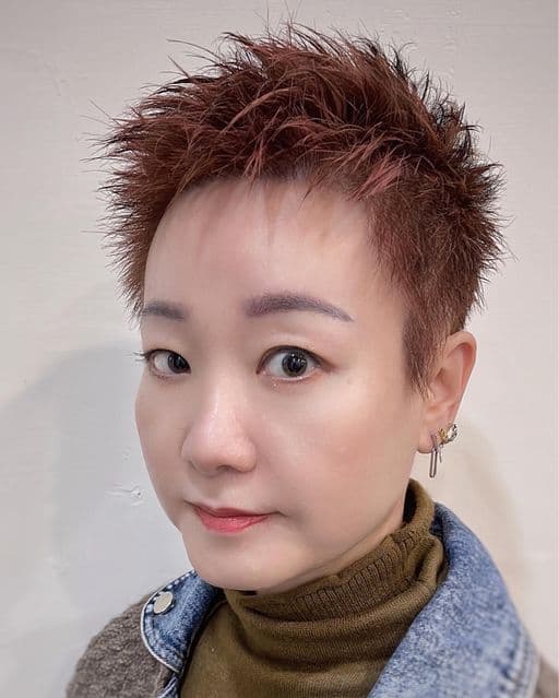 女生短髮、短瀏海、女生染髮