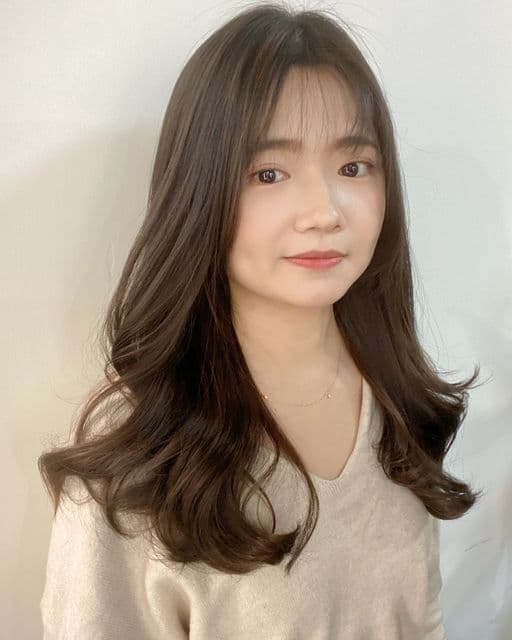 女生長髮、長瀏海、女生染髮