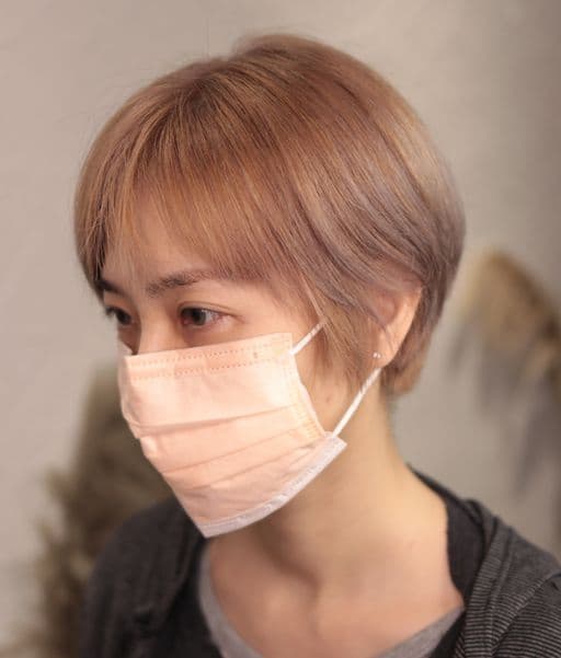 女生短髮、短瀏海、女生染髮