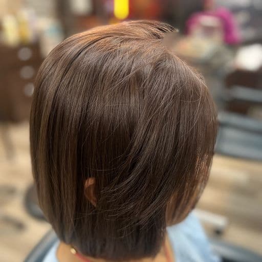 女生短髮、短瀏海、女生染髮