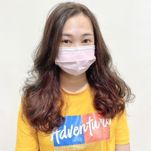 女生長髮、長瀏海、女生染髮