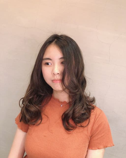女生長髮、長瀏海、女生染髮
