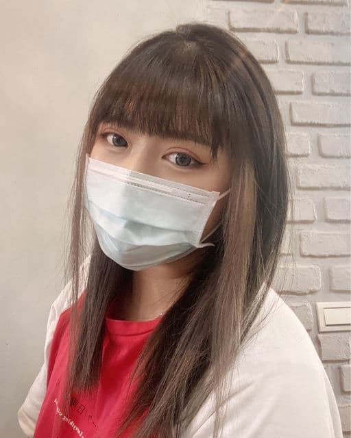 女生長髮、短瀏海、女生染髮