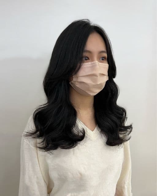 女生長髮、長瀏海、女生燙髮