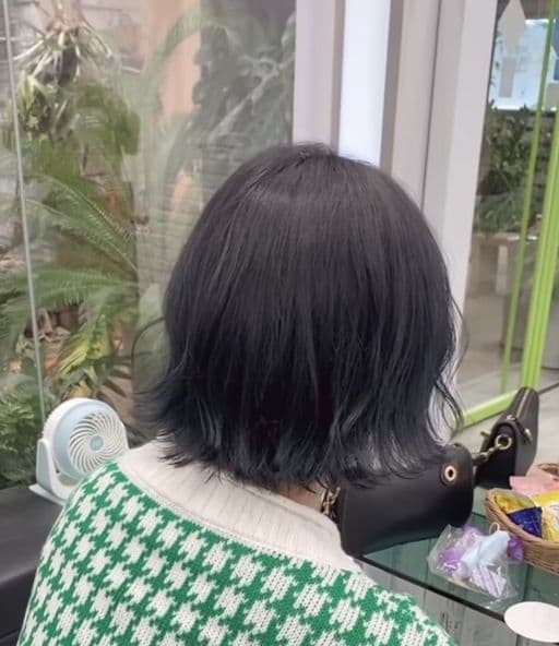 女生中長髮、女生染髮、不用漂髮