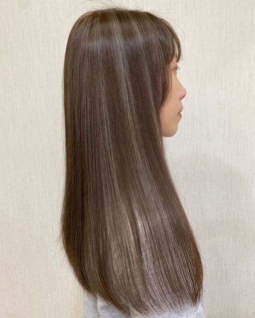 女生長髮、短瀏海、女生染髮