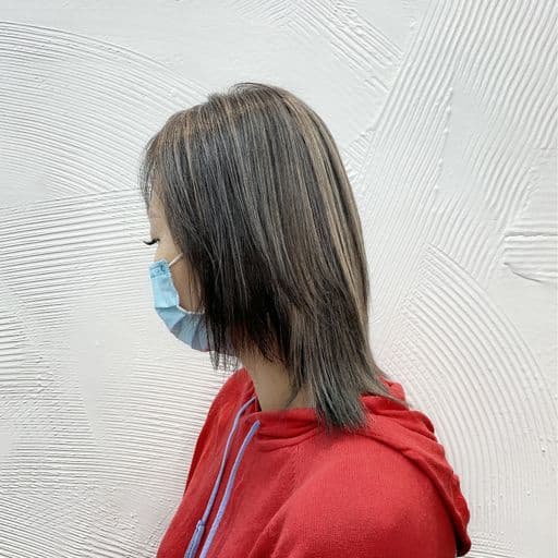 女生中長髮、短瀏海、女生染髮