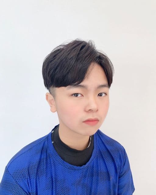 男生短髮、長瀏海、男生燙髮