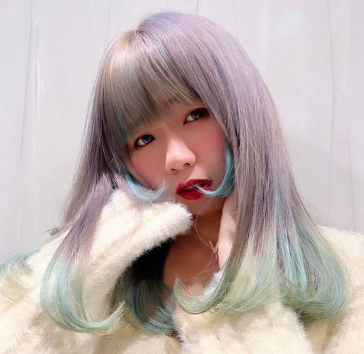 女生長髮、女生染髮、漂色