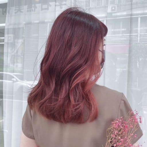 女生長髮、女生染髮、漂色