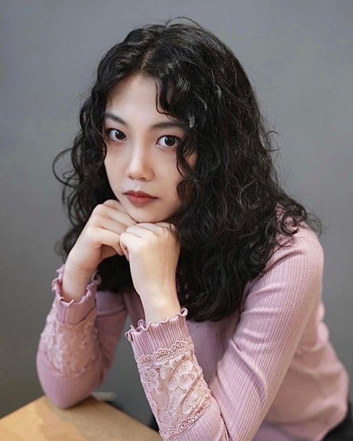 女生長髮、長瀏海、女生燙髮
