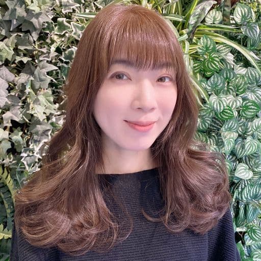 女生長髮、短瀏海、女生染髮