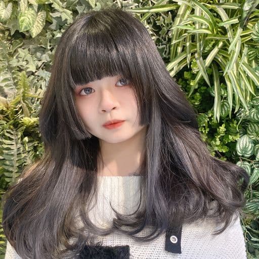 女生長髮、短瀏海、女生染髮