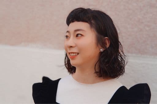 女生短髮、短瀏海、女生燙髮