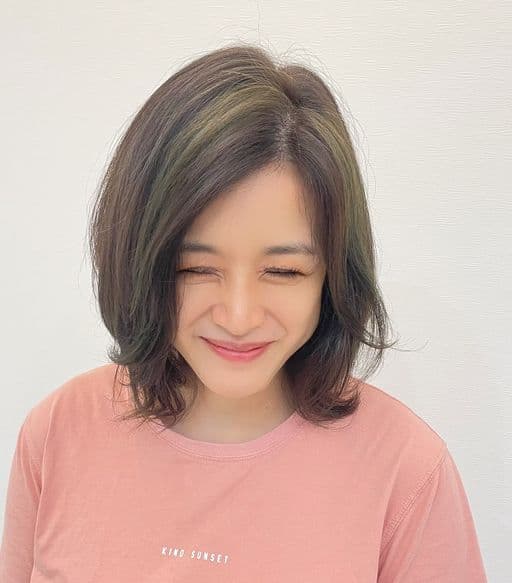 女生中長髮、女生染髮、漂色