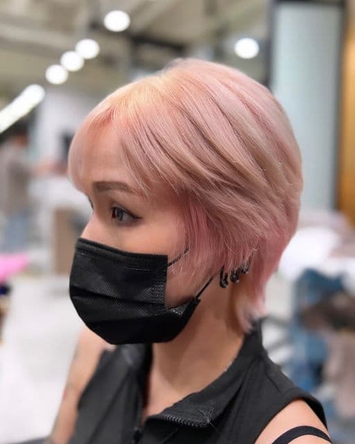 女生短髮、女生染髮、漂色