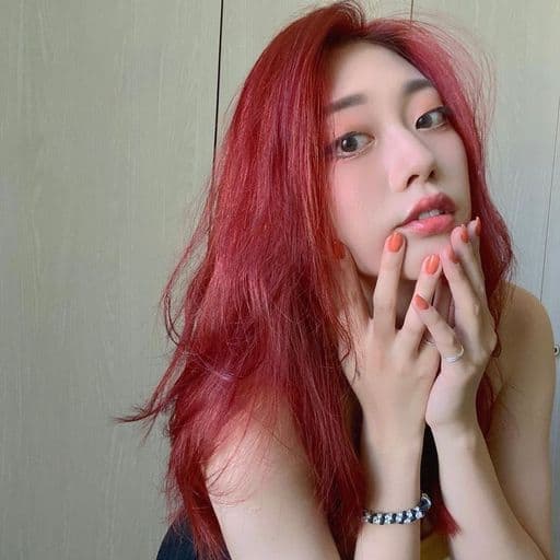 女生長髮、長瀏海、女生染髮