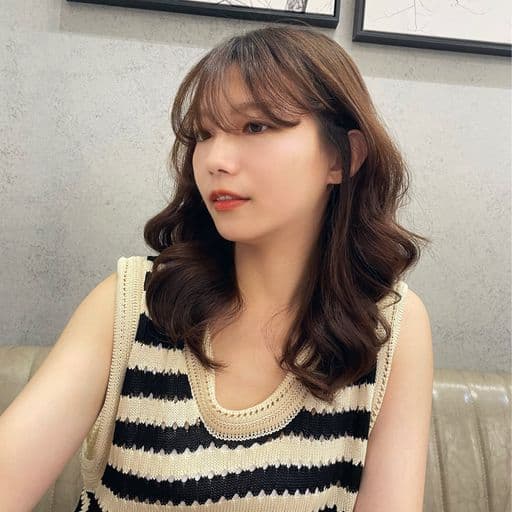 女生長髮、女生燙髮、溫塑燙