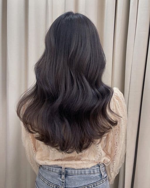 女生中長髮、長瀏海、女生染髮