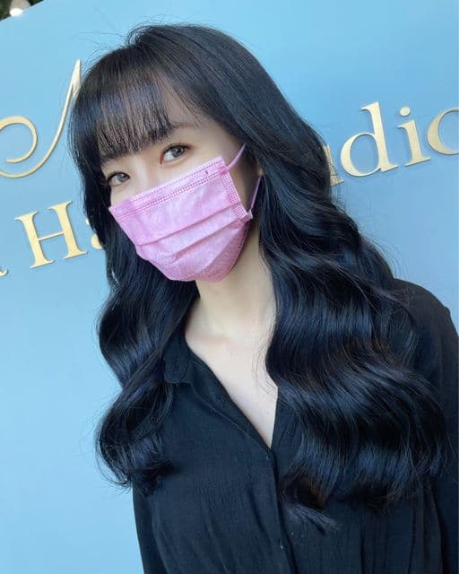 女生長髮、短瀏海、女生染髮