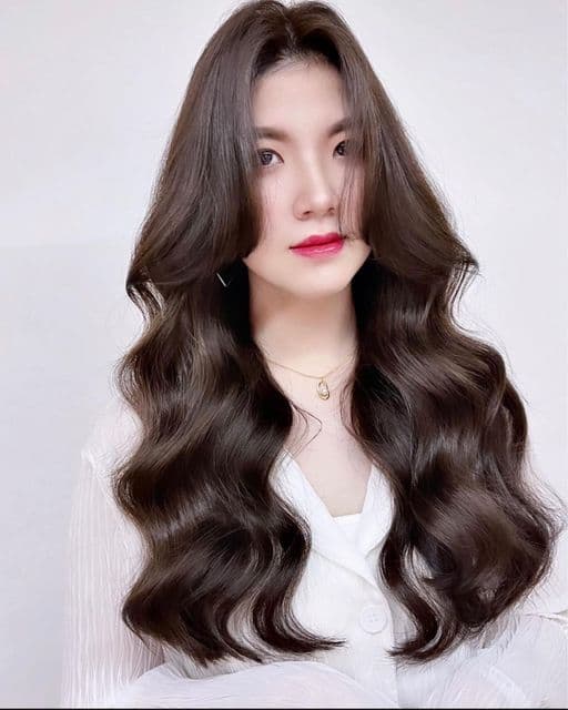 女生長髮、長瀏海、女生染髮