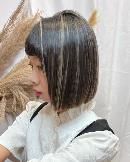 女生短髮、女生染髮、漂色