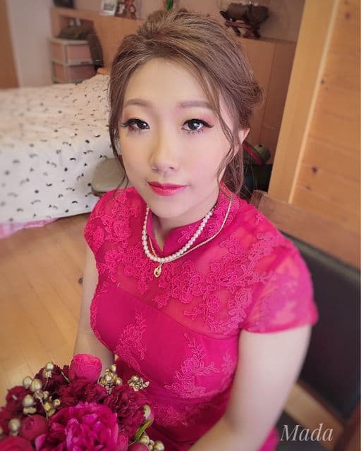 女生長髮、長瀏海、女生染髮