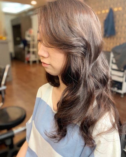 女生長髮、長瀏海、女生染髮