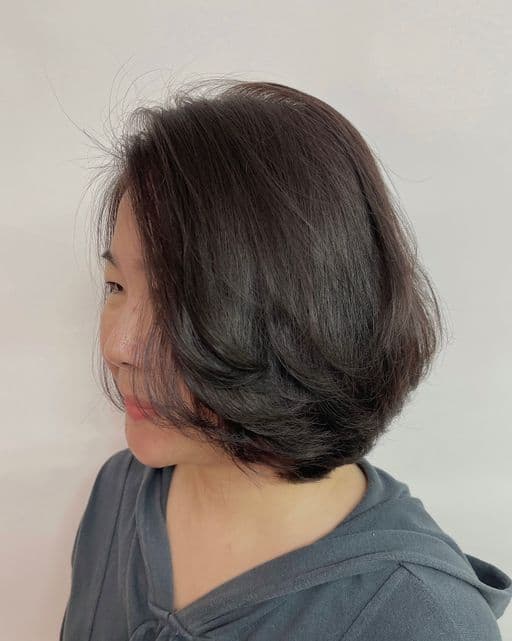 女生中長髮、長瀏海、女生染髮
