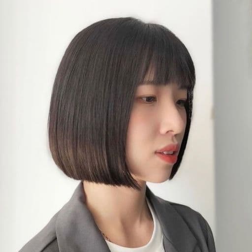 女生短髮、短瀏海、撩耳齊短髮