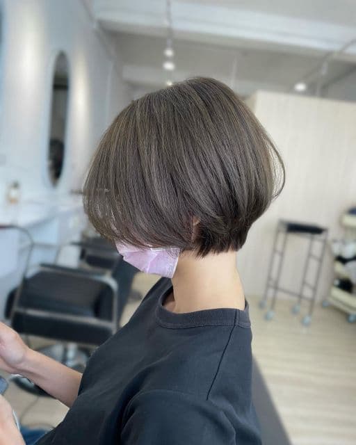 女生短髮、長瀏海、女生染髮