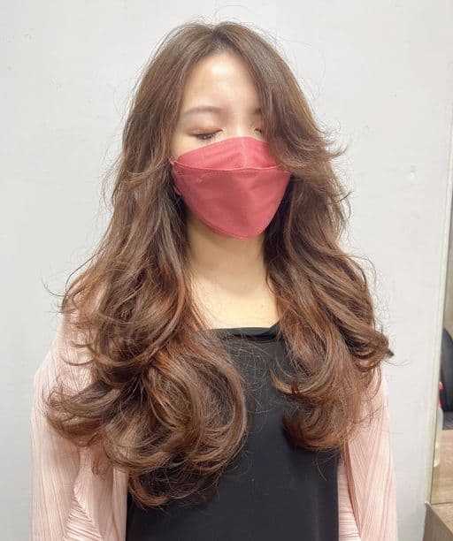 女生長髮、長瀏海、女生染髮