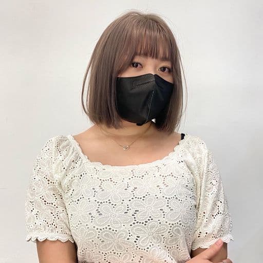女生中長髮、短瀏海、女生染髮