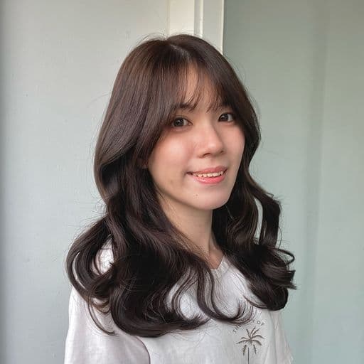 女生長髮、短瀏海、女生染髮