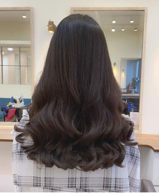 女生長髮、長瀏海、女生染髮