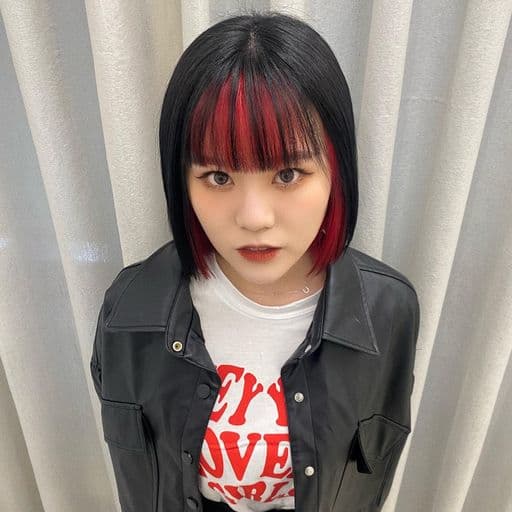 女生短髮、女生染髮、漂色