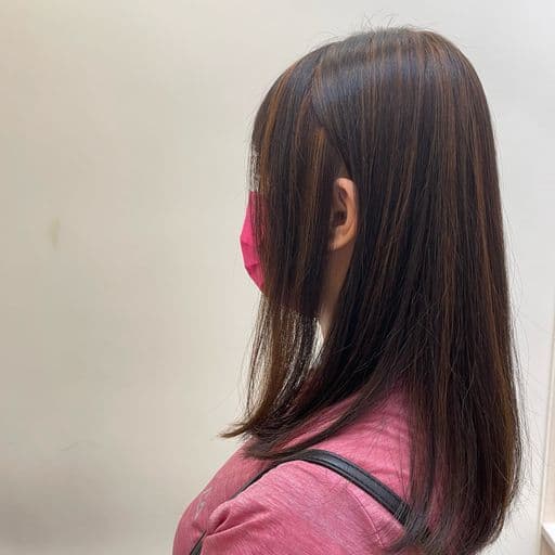 女生長髮、長瀏海、女生染髮